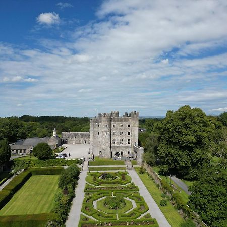 Kilkea Castle Hotel ภายนอก รูปภาพ
