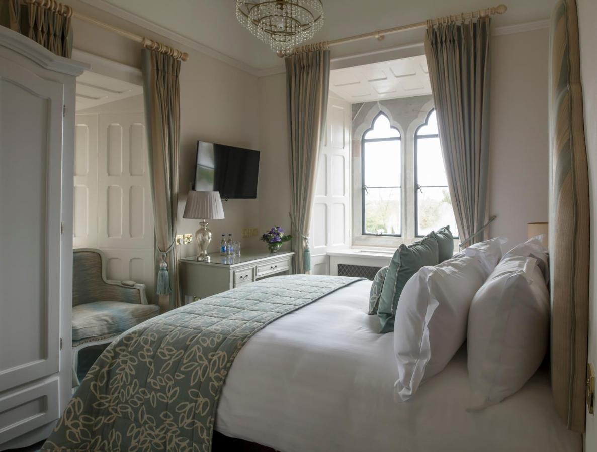 Kilkea Castle Hotel ภายนอก รูปภาพ