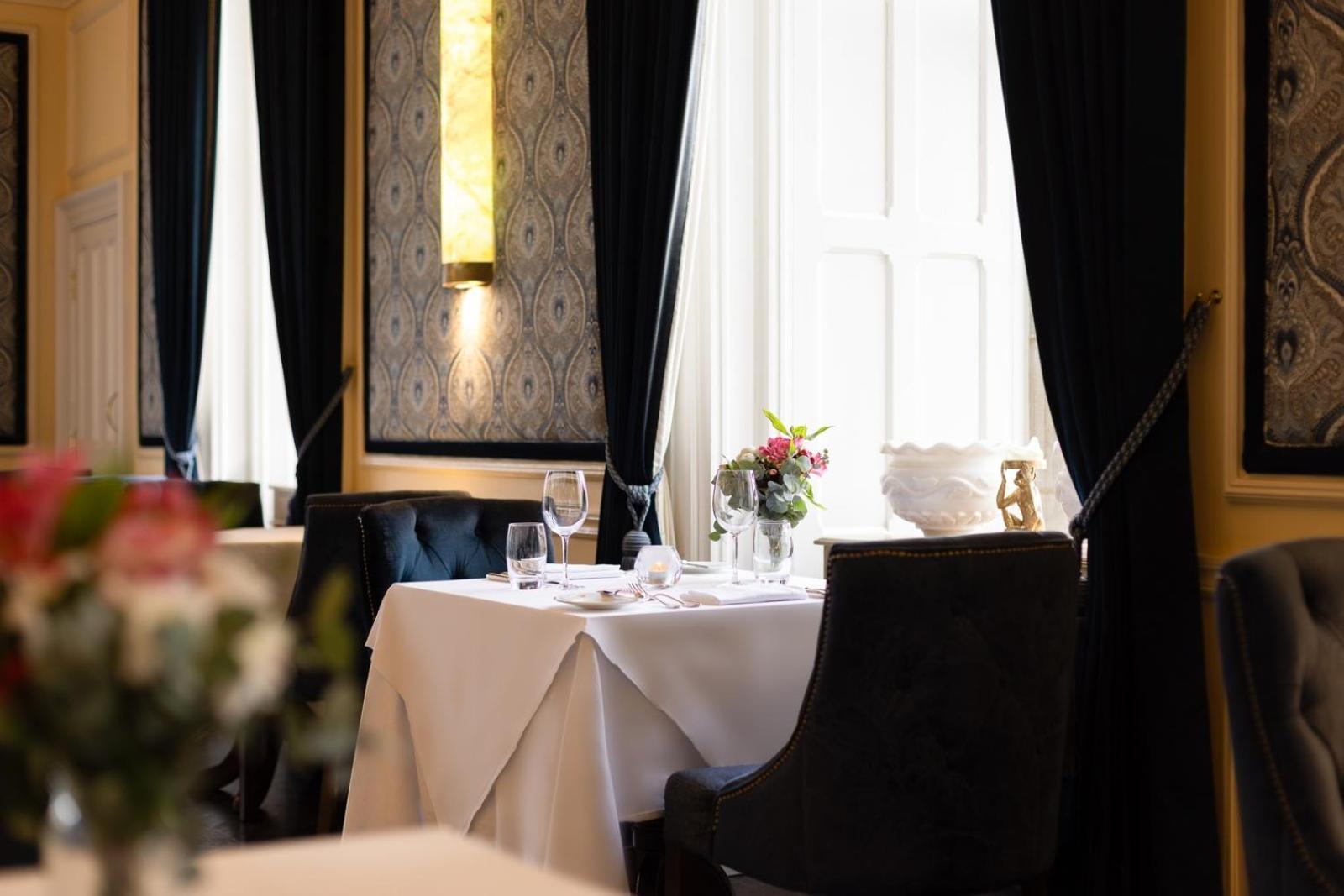 Kilkea Castle Hotel ภายนอก รูปภาพ