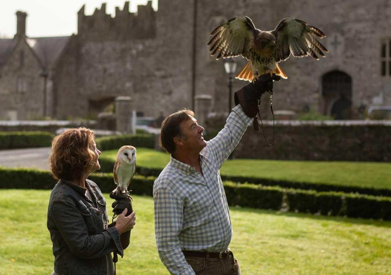 Kilkea Castle Hotel ภายนอก รูปภาพ