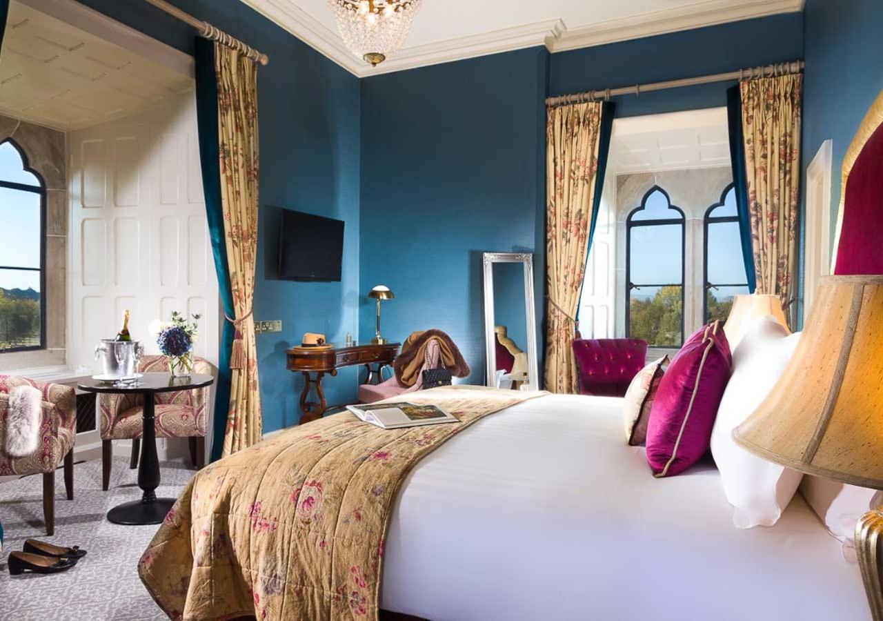 Kilkea Castle Hotel ภายนอก รูปภาพ